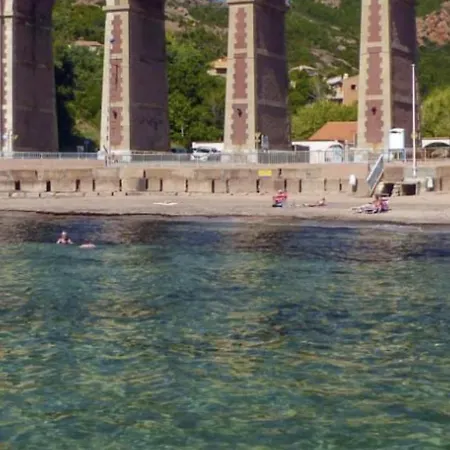 Vue Et Sur La Baie De Cannes Piscine 450m2 Randonnee Vtt Au Pied De L Esterel 公寓 泰晤勒·苏尔·梅尔