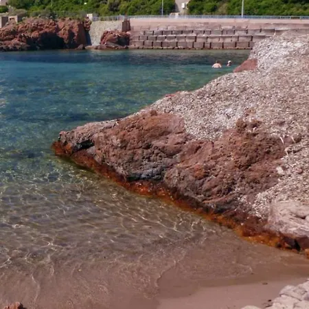 Vue Et Sur La Baie De Cannes Piscine 450m2 Randonnee Vtt Au Pied De L Esterel Manet Apartman Théoule-sur-Mer